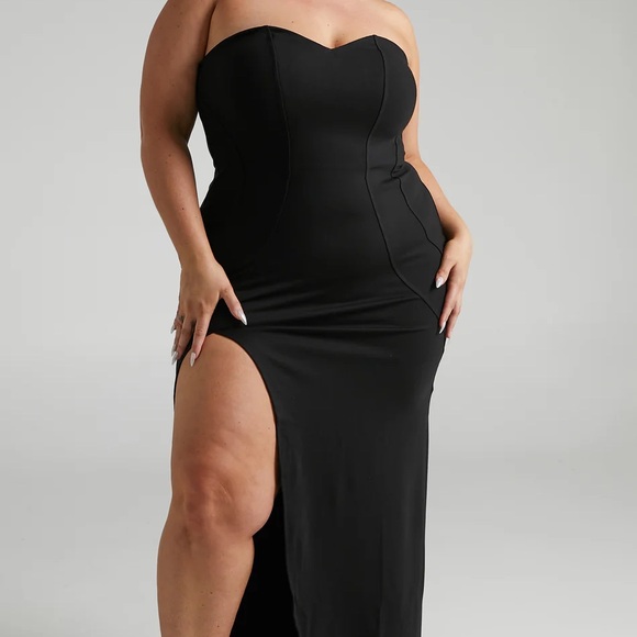 Showpo Black Strapless Dress with Slit and Sweetheart neckline - Picture 2 of 8